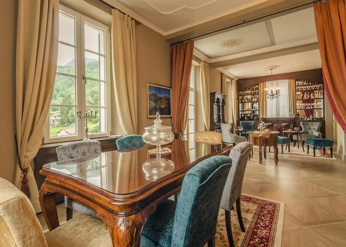 Villa The